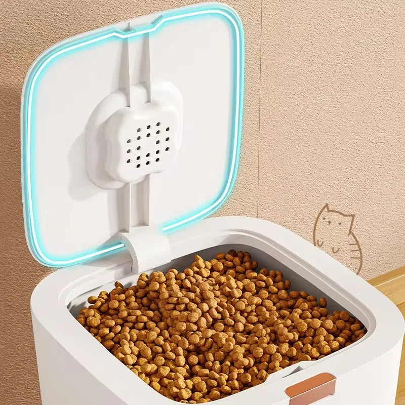 Pet food storage barrel , food sealed moisture-proof