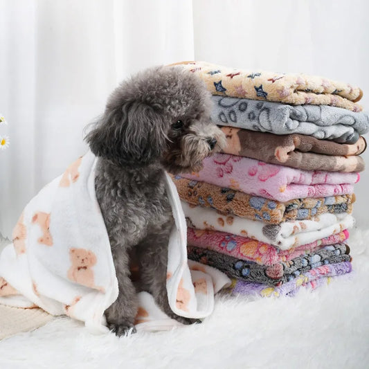 Soft Fluffy High Quality Pet Blanket, Flannel Dog Sleeping Blanket w/ Paw Print Pattern  Comfortable Blanket for Cat or Dog