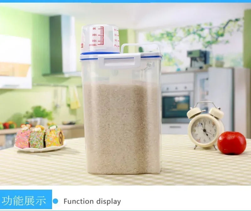 1.5kg/2kg Dog or Cat Food  Plastic Storage Tank with Measuring Cup, Container Moisture-proof Sealed Jar